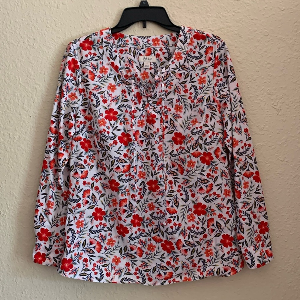 Floral top
